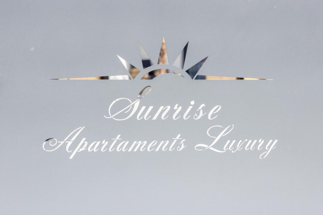 Sunrise Apartaments Luxury ロビ エクステリア 写真