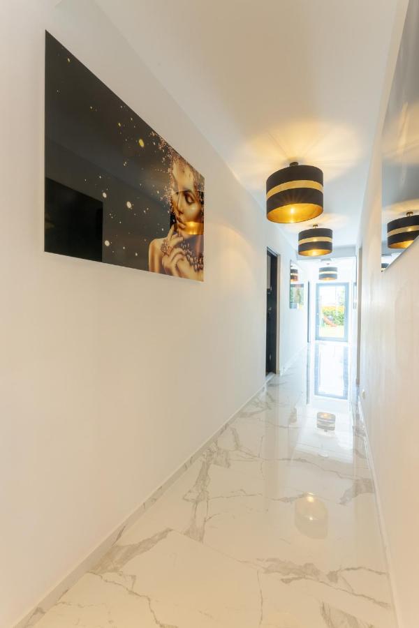 Sunrise Apartaments Luxury ロビ エクステリア 写真